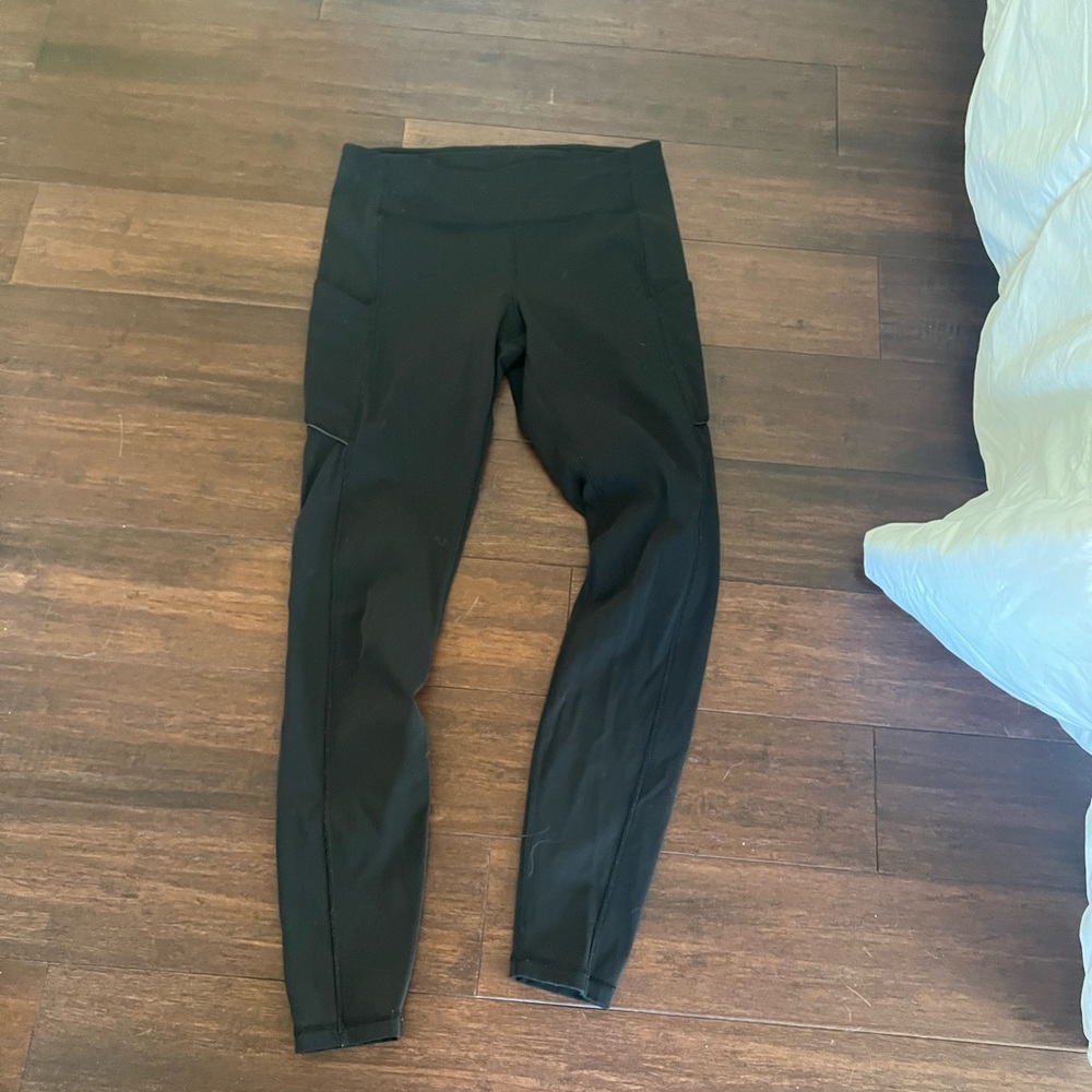Lululemon leggings with pockets- Black